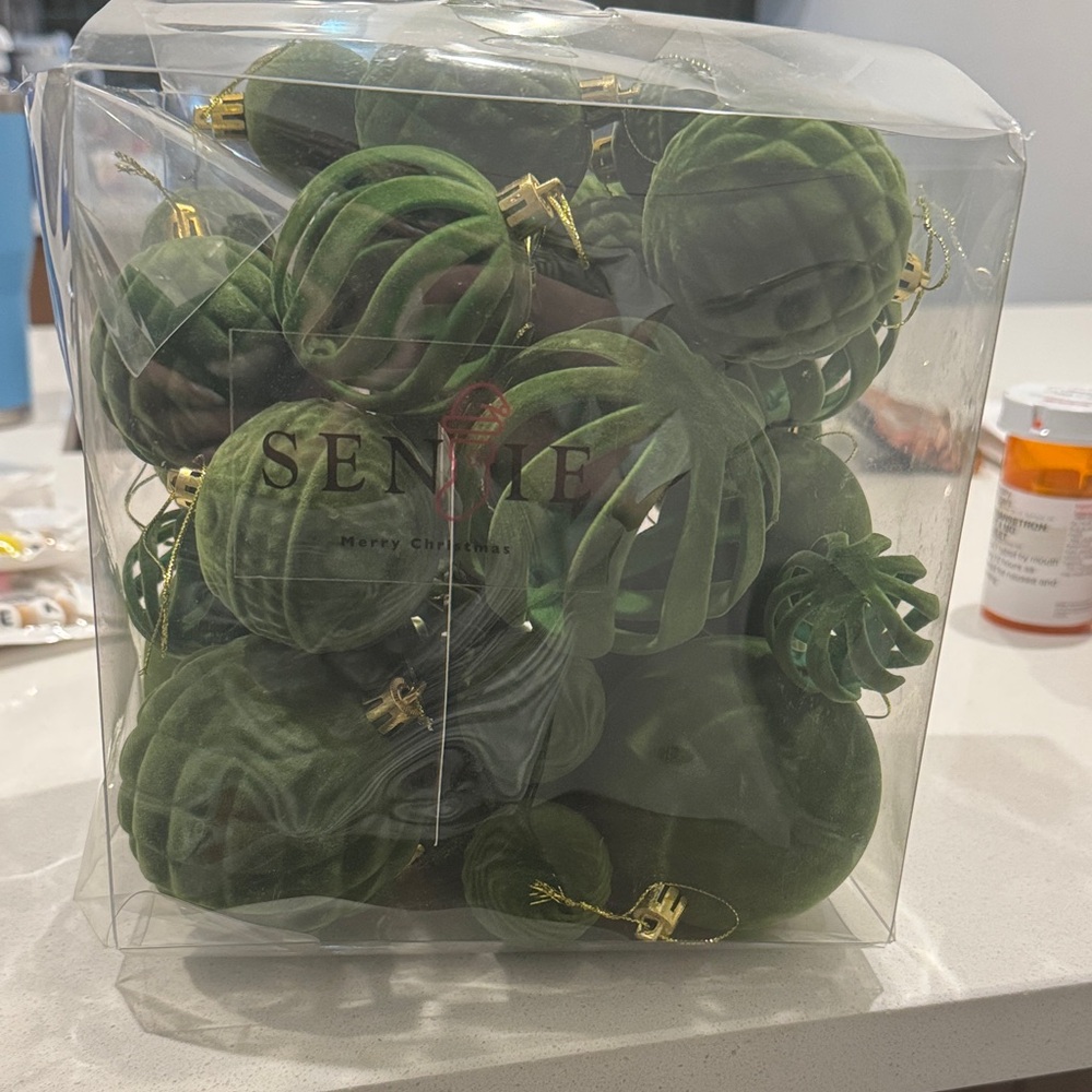 Set of Velvet Green Christmas Ornaments